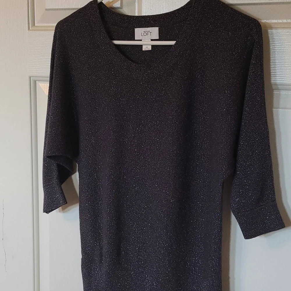 Ann Taylor Loft top - Picture 4 of 5